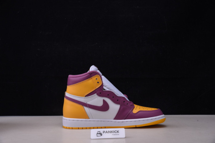 AIR JORDAN 1 HIGH OG “BROTHERHOOD” 555088-706