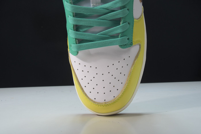 NIKE DUNK LOW FREE.99 DH0952-100