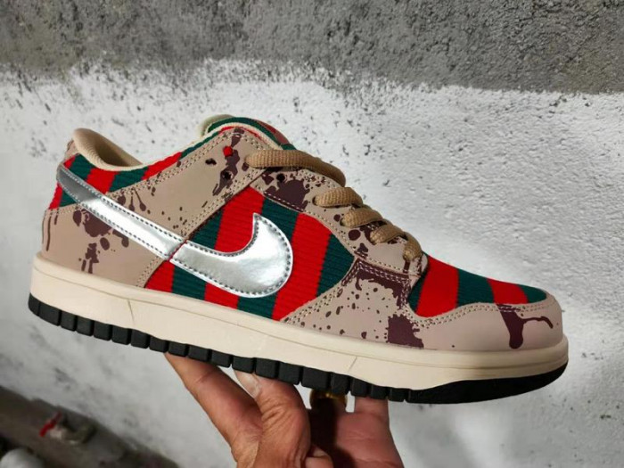 NIKE SB Dunk Low “Freddy Krueger” 313170-202