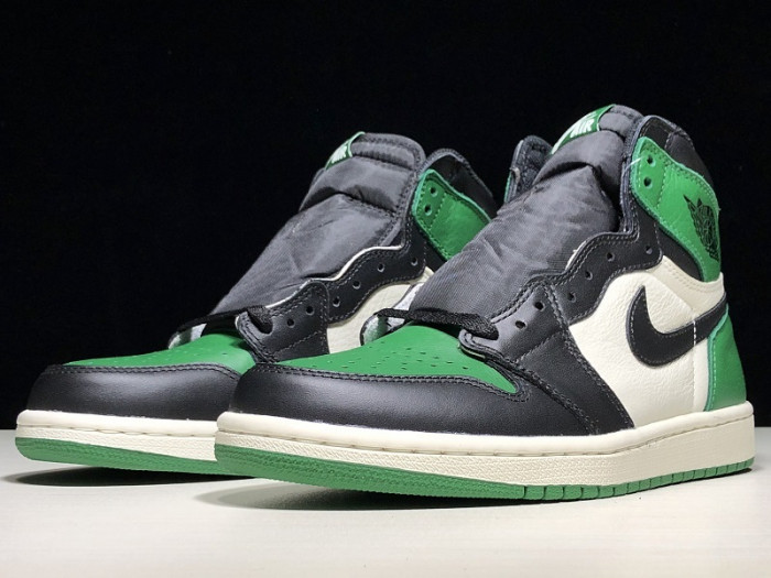 AIR JORDAN 1 RETRO HIGH OG 555088-302