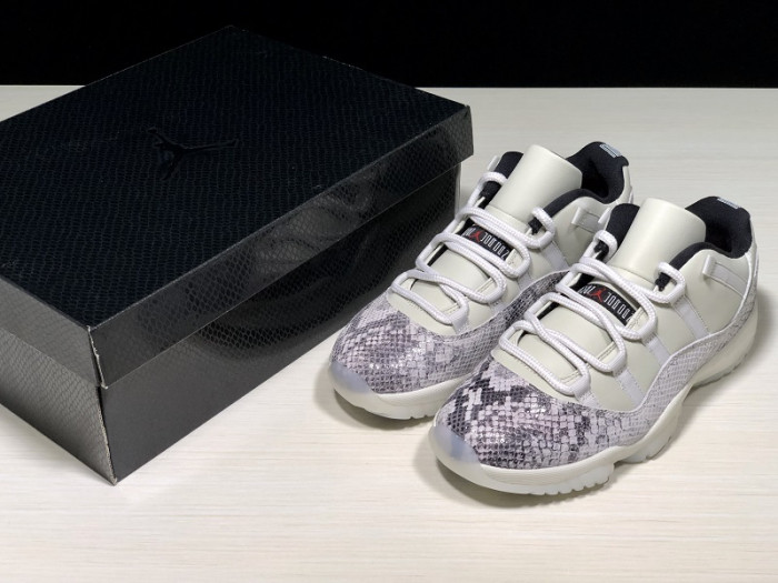 Jordan 11 Retro Low Snake Light Bone-CD6846-002