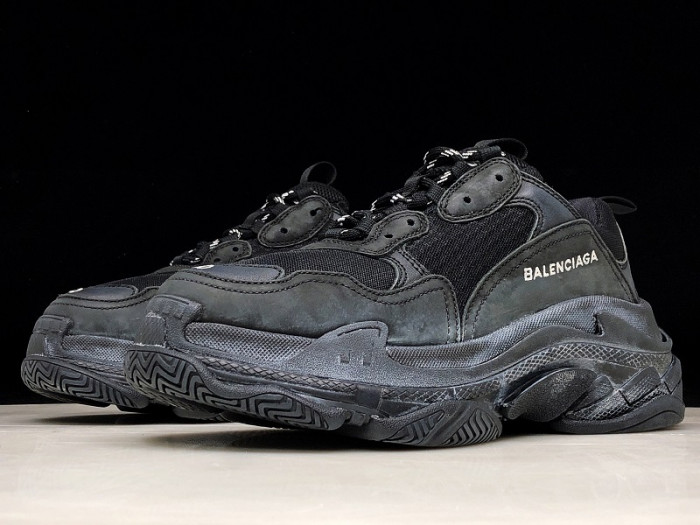 BLEN Triple S Triple Black (2018 Reissue) 51278 W0901 1000