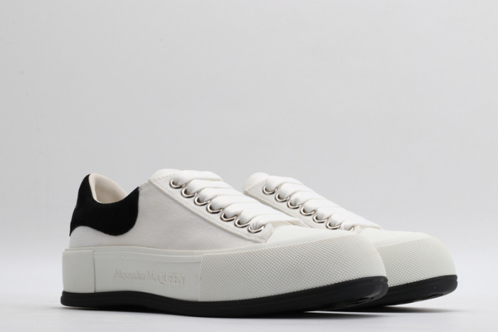 Alexander McQueen sole sneakers black