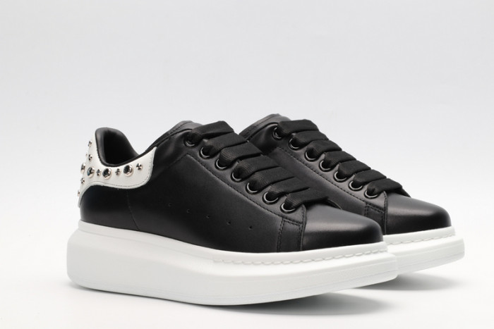 Alexander McQueen sneaker