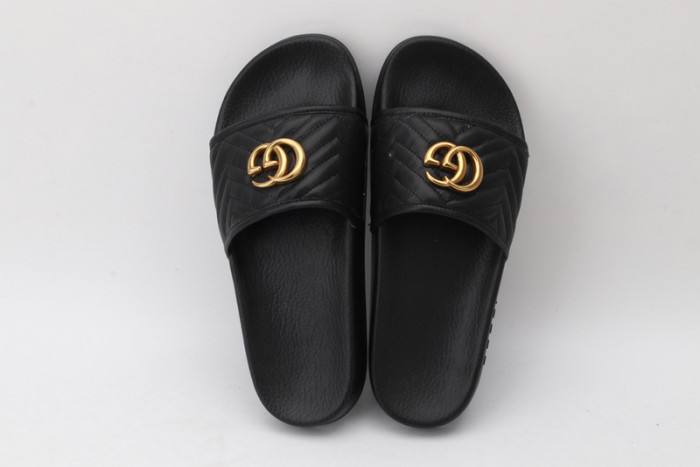G DESIGNER SLIPPERS