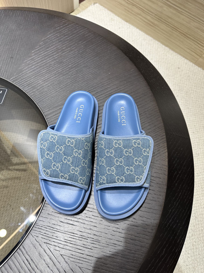 G DESIGNER SLIPPERS