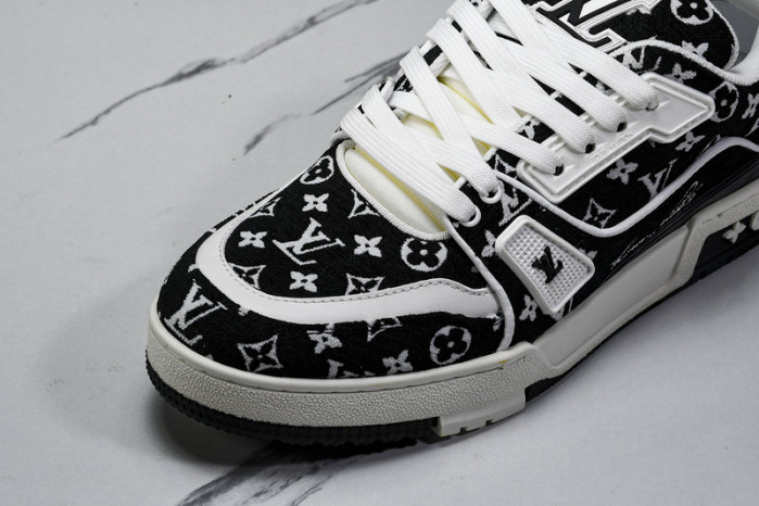 L&V SNEAKERS