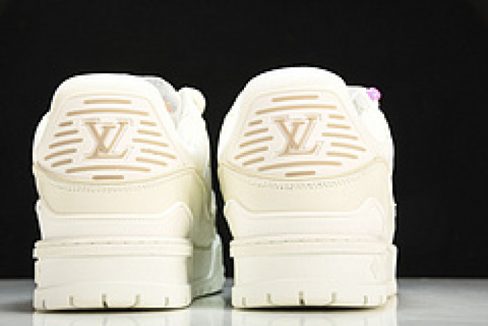 L&V SNEAKERS