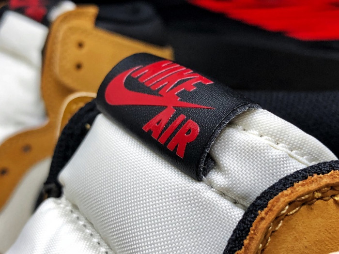 AIR JORDAN 1 ROOKIE OF THE YEAR 555088-700