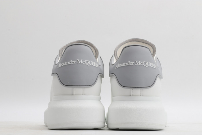 Alexander McQueen sneaker