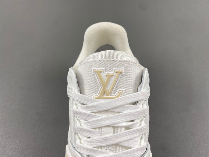 L&V SNEAKERS