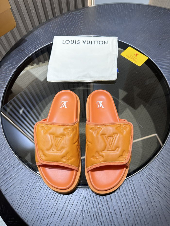 L&V SLIPPERS