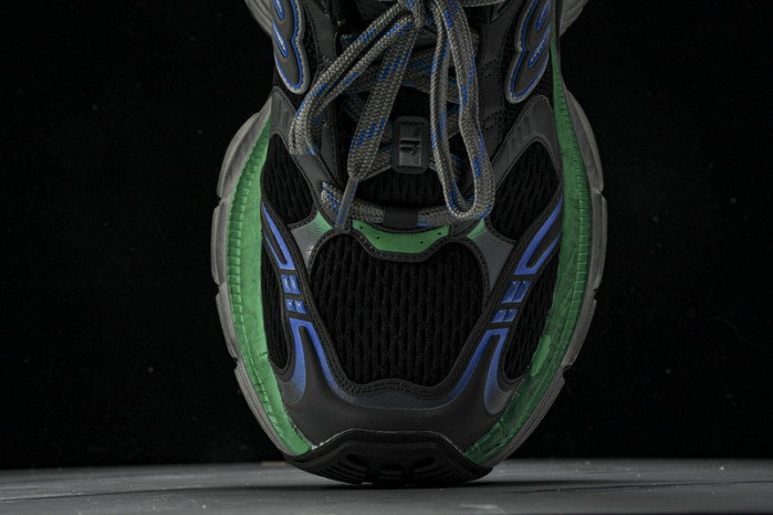 BLEN 10XL W2MV2 1143