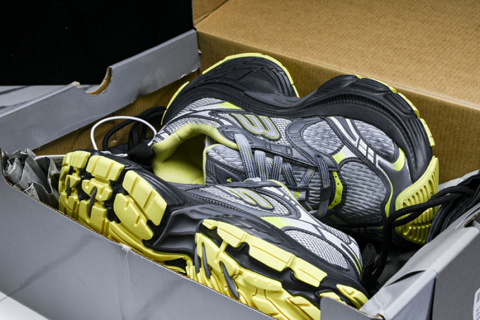 BLEN 10XL W2MV2 0511