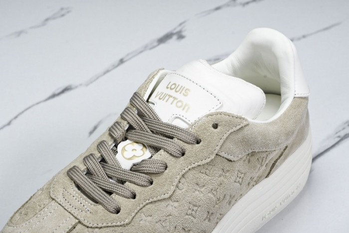 L&V SNEAKERS