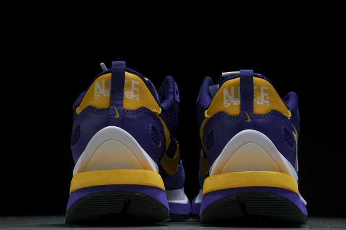 Sacai x Nk VaporWaffle 3.0 CV1363-103