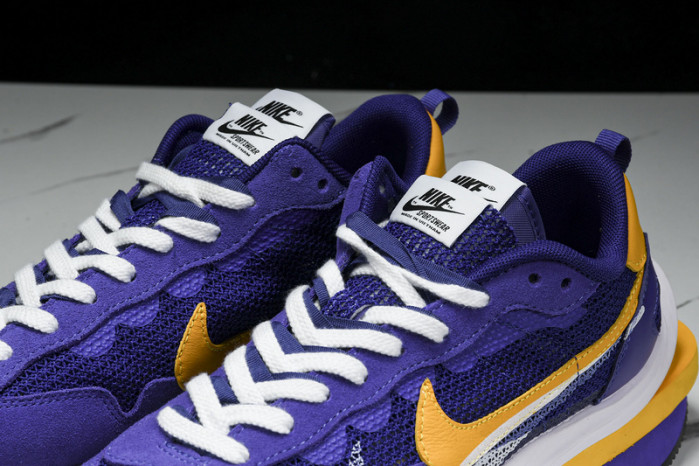 Sacai x Nk VaporWaffle 3.0 CV1363-103