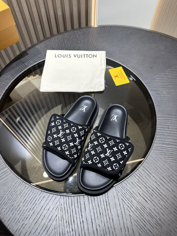 L&V SLIPPERS
