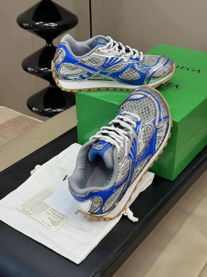 BOTTEGA VENETA SNEAKER