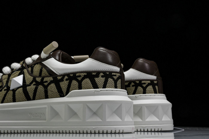 VALEN DESIGNER SNEAKERS