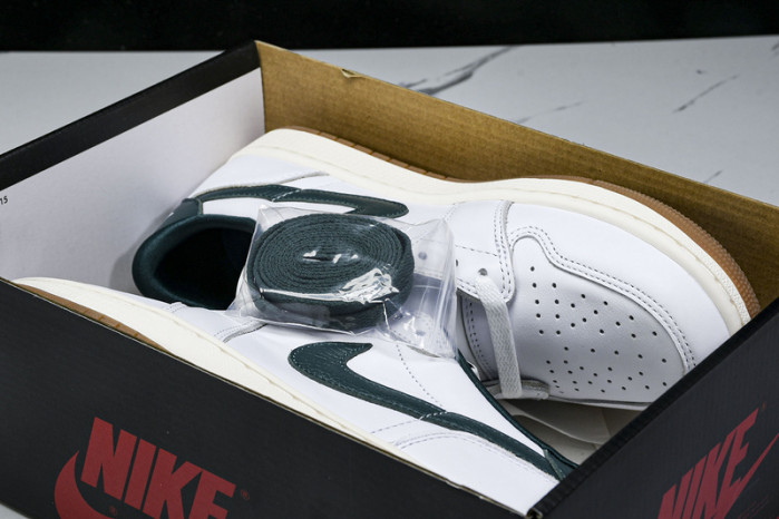 Air Jordan 1 Low OG WMNS “Oxidized Green” CZ0775-133