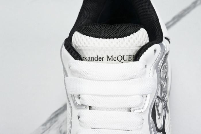 Alexander McQueen sneaker