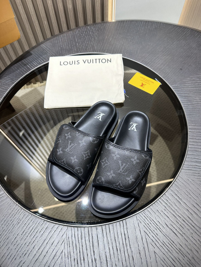 L&V SLIPPERS
