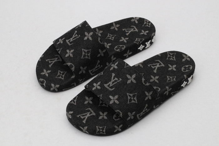 L&V SLIPPERS