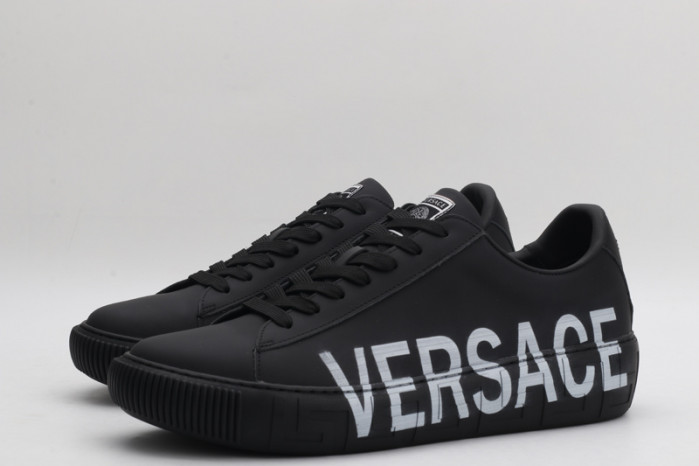 VER DESIGNER SNEAKERS