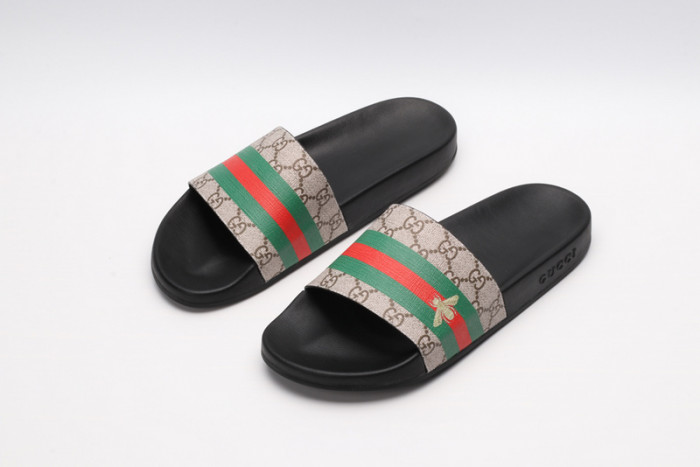 G DESIGNER SLIPPERS