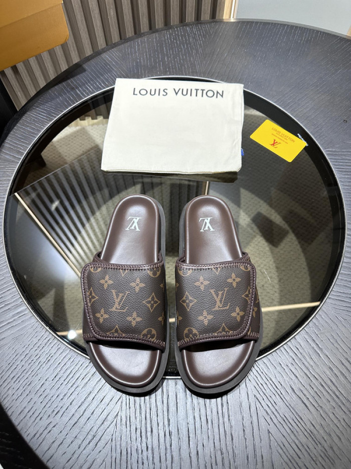 L&V SLIPPERS