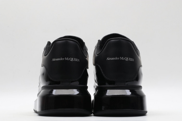 Alexander McQueen sneaker