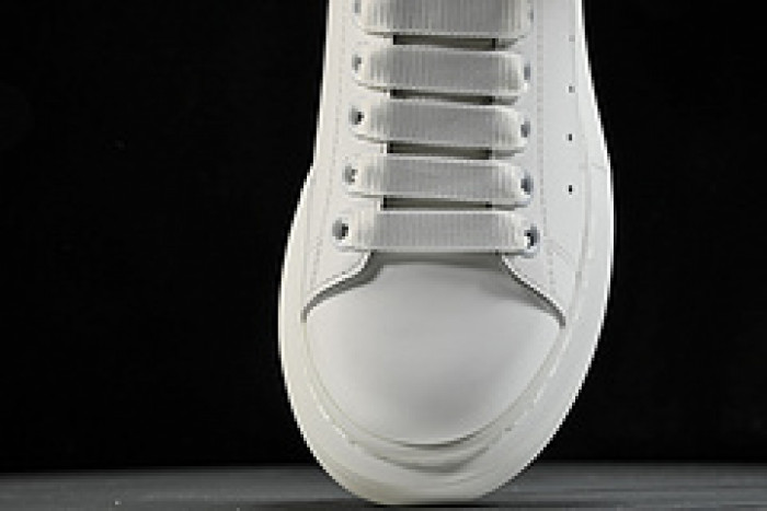 Alexander McQueen sneaker