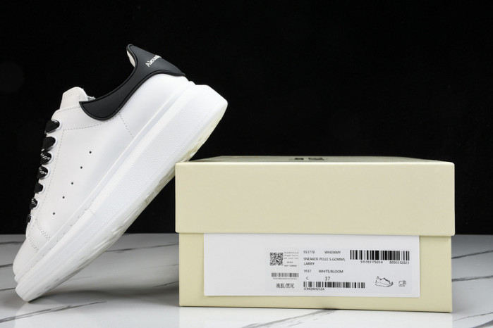 Alexander McQueen sneaker