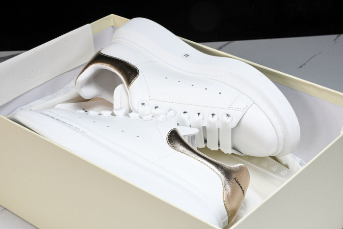 Alexander McQueen sneaker