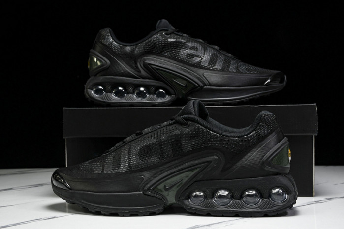 S*p*e x nk air max dn fz4044-001