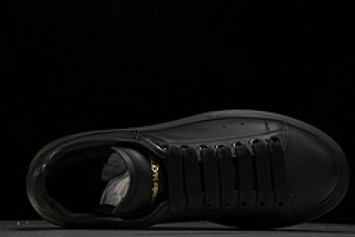 Alexander McQueen sneaker