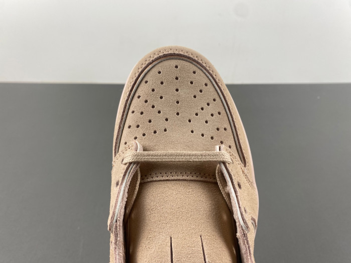 Travis Scott x Air Jordan 1 AO1935-204