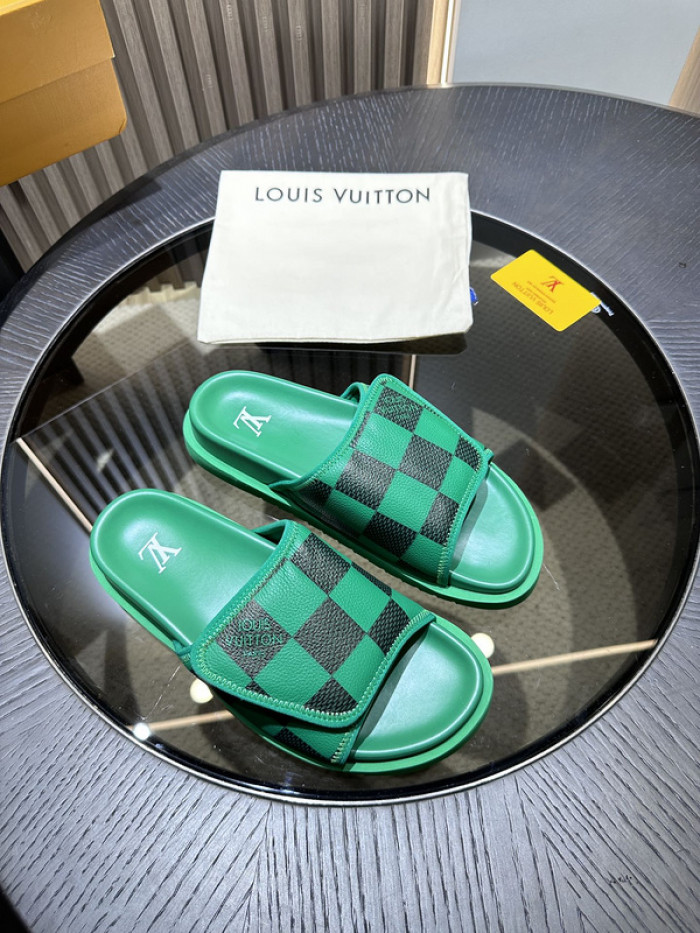 L&V SLIPPERS