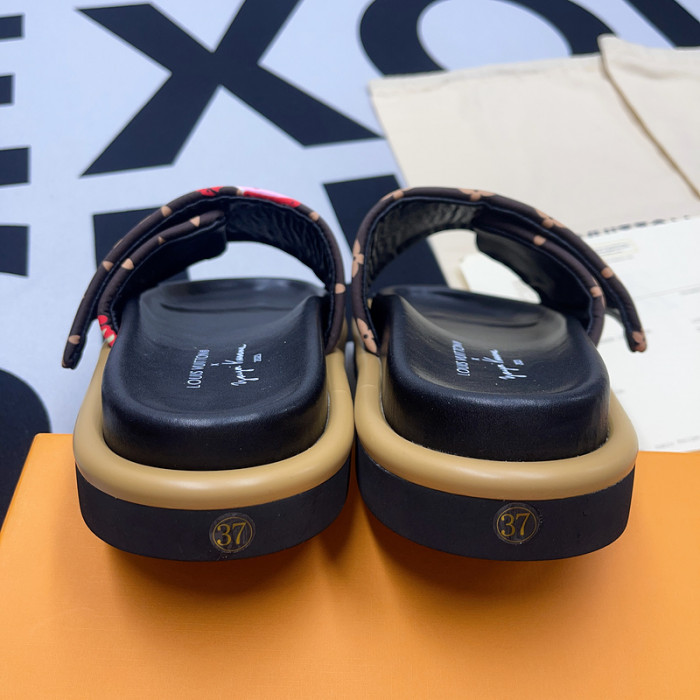 L&V SLIPPERS