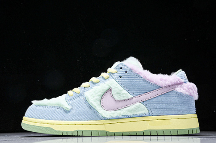 Verdy x Nike SB Dunk Low “Visty” FN6040-400