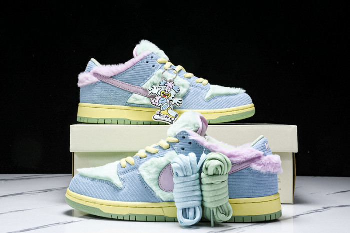Verdy x Nike SB Dunk Low “Visty” FN6040-400