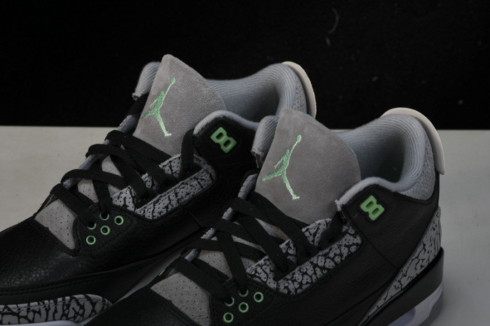 AIR JORDAN 3 "GREEN GLOW" CT8532-031