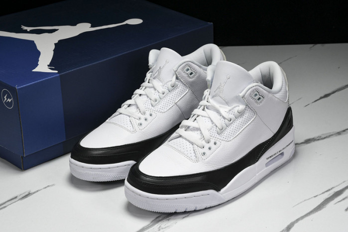 Fragment Design x Air Jordan 3 Retro SP“White” DA3595-100