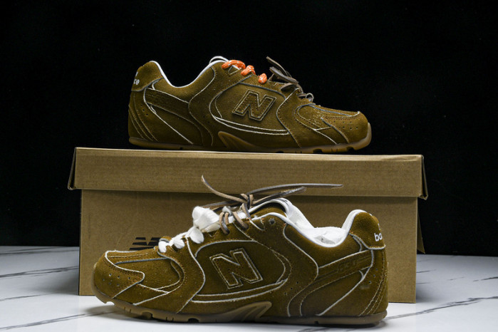 New Balance Miu