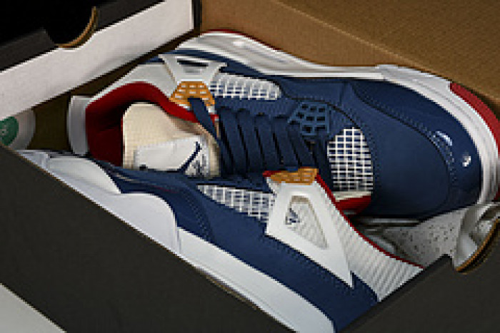 Air Jordan 4 Retro "Messy Room" AJ4 DR6952-400