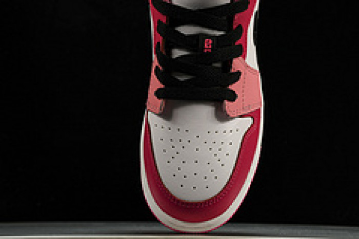 Air Jordan 1 Low GS 553560-162