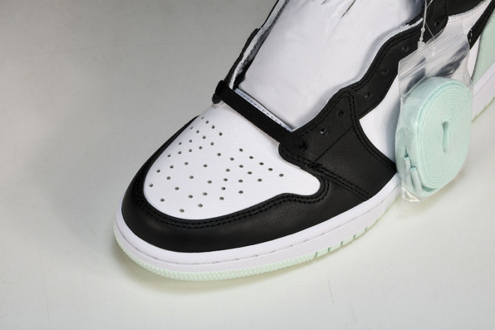 Air Jordan 1 Retro High OG NRG 61428 100