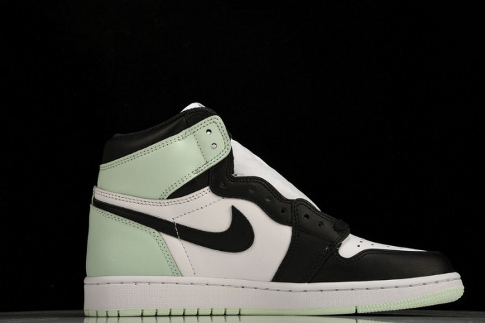Air Jordan 1 Retro High OG NRG 61428 100