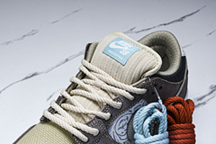 Nike SB Dunk Low “Big Money Savings” FZ3129-200